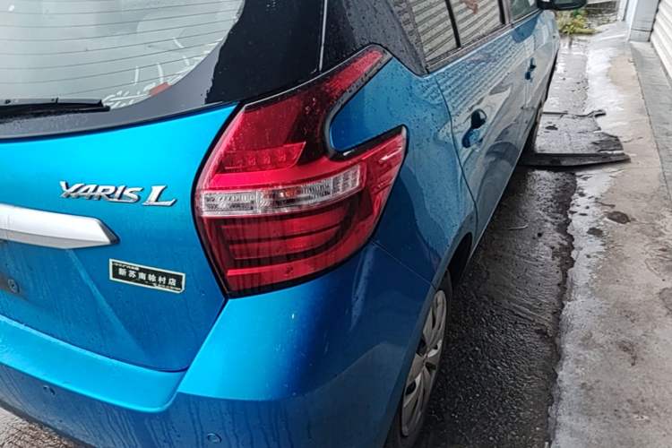 Used Toyota YARiS L Zhi Xuan 2019 1.5E CVT Dynamic Edition China VI compliant Right Rear Taillight