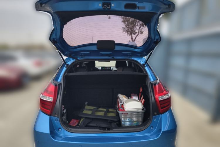 Used Toyota YARiS L Zhi Xuan 2019 1.5E CVT Dynamic Edition China VI compliant Trunk