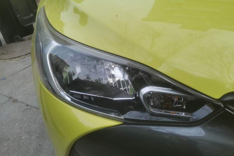 Used Toyota YARiS L Zhi Xuan 2019 1.5E CVT Dynamic Edition China VI compliant Right Front Headlight