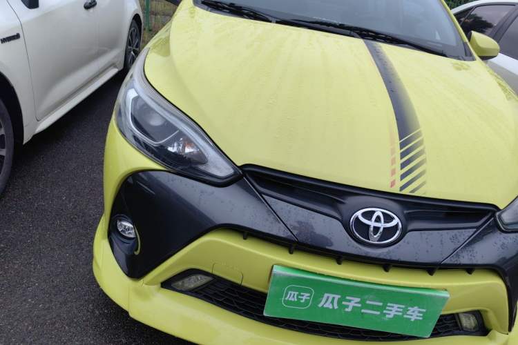 Used Toyota YARiS L Zhi Xuan 2019 1.5E CVT Dynamic Edition China VI compliant Right Front Headlight