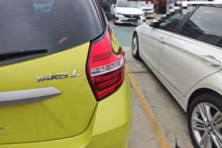 Used Toyota YARiS L Zhi Xuan 2019 1.5E CVT Dynamic Edition China VI compliant Right Rear Taillight