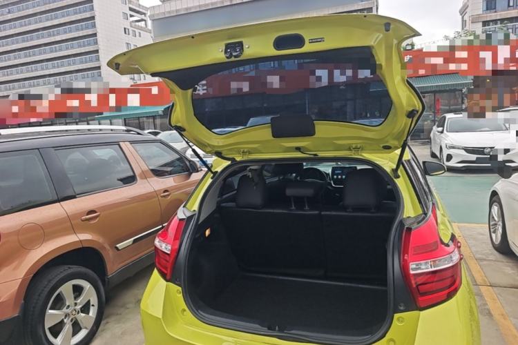 Used Toyota YARiS L Zhi Xuan 2019 1.5E CVT Dynamic Edition China VI compliant Trunk