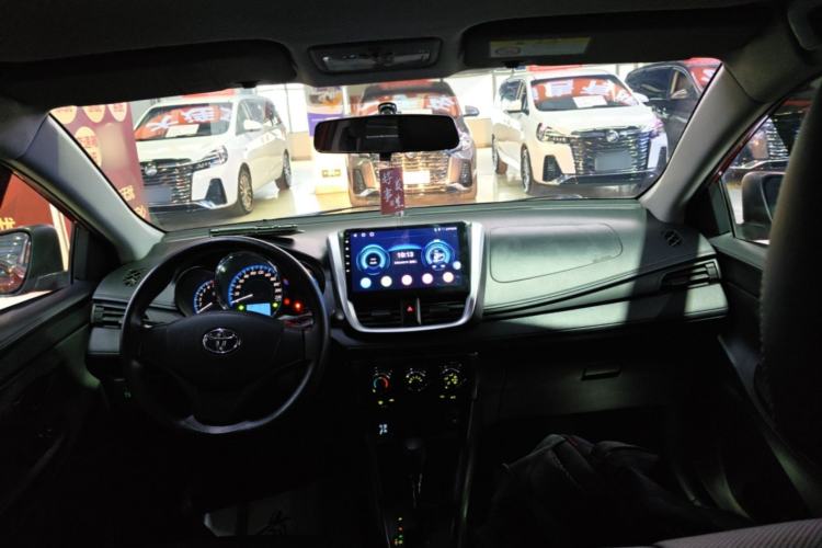 Used Toyota YARiS L Zhi Xuan 2019 1.5E CVT Dynamic Edition China VI compliant Center Console