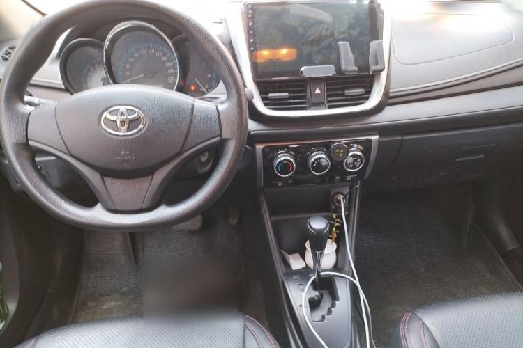 Used Toyota YARiS L Zhi Xuan 2019 1.5E CVT Dynamic Edition China VI compliant Center Console