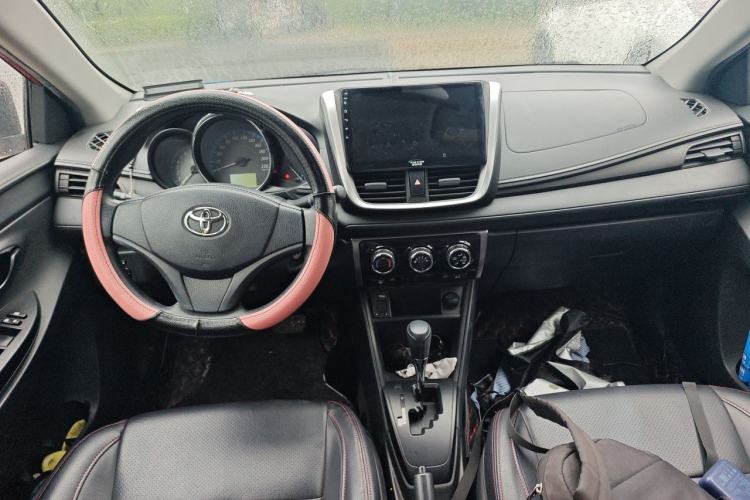 Used Toyota YARiS L Zhi Xuan 2019 1.5E CVT Dynamic Edition China VI compliant Center Console