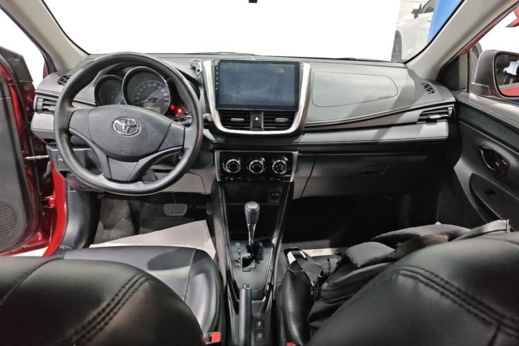 Used Toyota YARiS L Zhi Xuan 2019 1.5E CVT Dynamic Edition China VI compliant Center Console