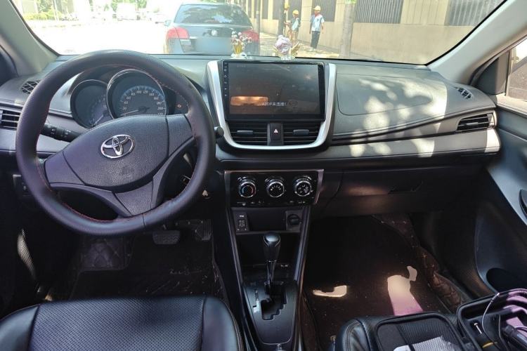 Used Toyota YARiS L Zhi Xuan 2019 1.5E CVT Dynamic Edition China VI compliant Center Console