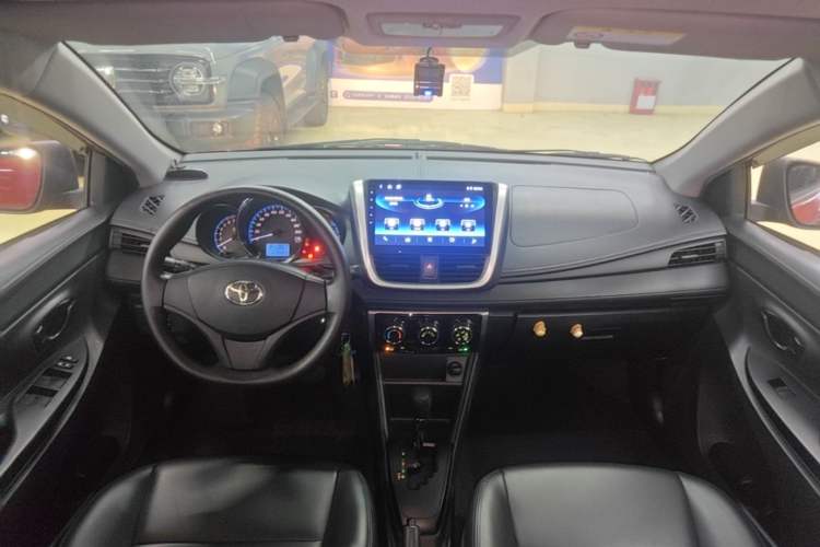 Used Toyota YARiS L Zhi Xuan 2019 1.5E CVT Dynamic Edition China VI compliant Center Console