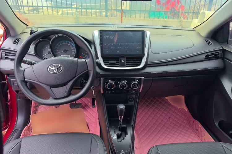 Used Toyota YARiS L Zhi Xuan 2019 1.5E CVT Dynamic Edition China VI compliant Center Console