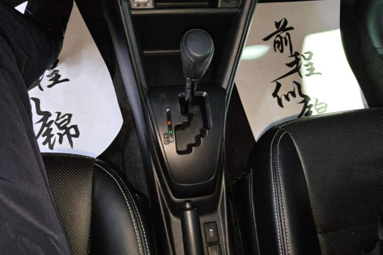 Used Toyota YARiS L Zhi Xuan 2019 1.5E CVT Dynamic Edition China VI compliant Gear Lever