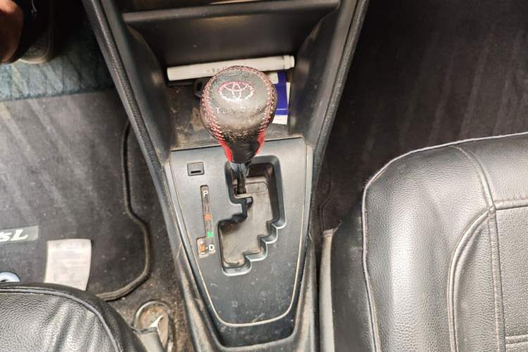Used Toyota YARiS L Zhi Xuan 2019 1.5E CVT Dynamic Edition China VI compliant Gear Lever