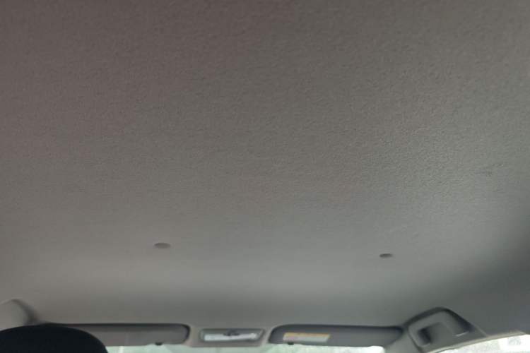 Used Toyota YARiS L Zhi Xuan 2019 1.5E CVT Dynamic Edition China VI compliant Headliner
