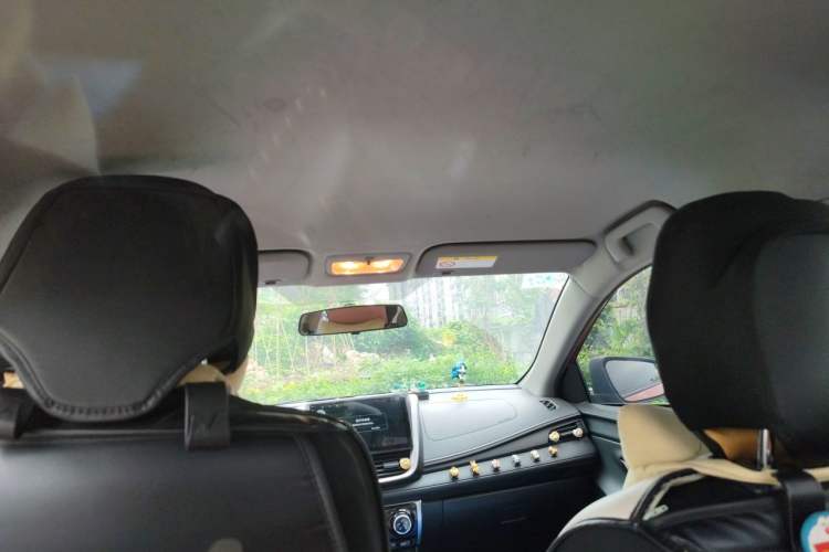 Used Toyota YARiS L Zhi Xuan 2019 1.5E CVT Dynamic Edition China VI compliant Headliner