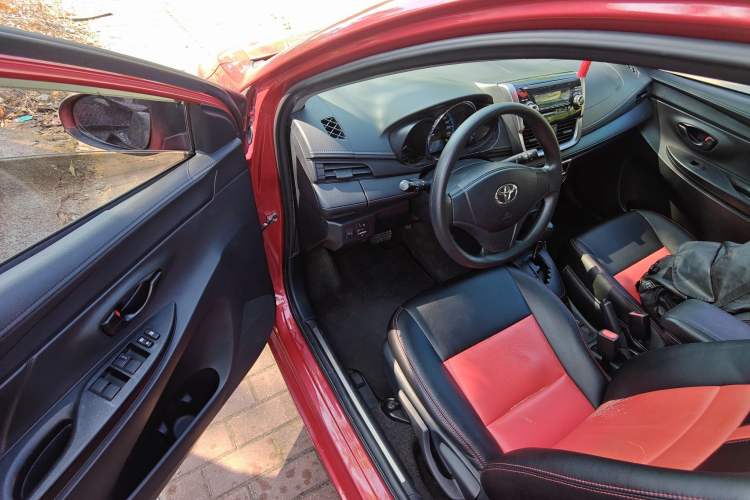 Used Toyota YARiS L Zhi Xuan 2019 1.5E CVT Dynamic Edition China VI compliant Interior 3