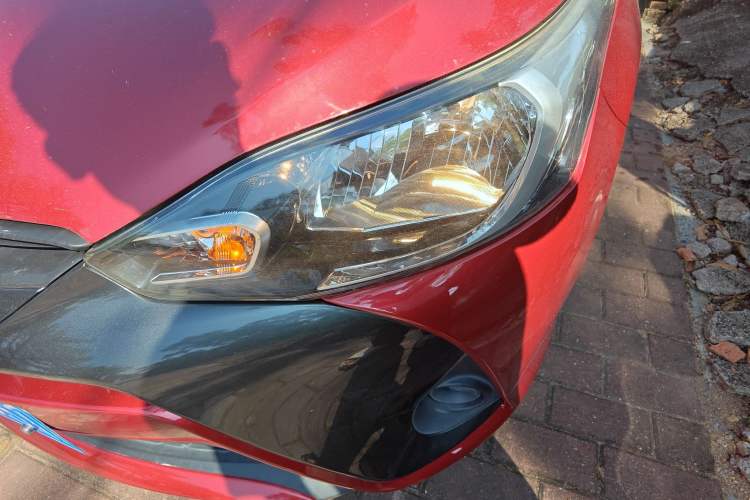 Used Toyota YARiS L Zhi Xuan 2019 1.5E CVT Dynamic Edition China VI compliant Left Front Headlight