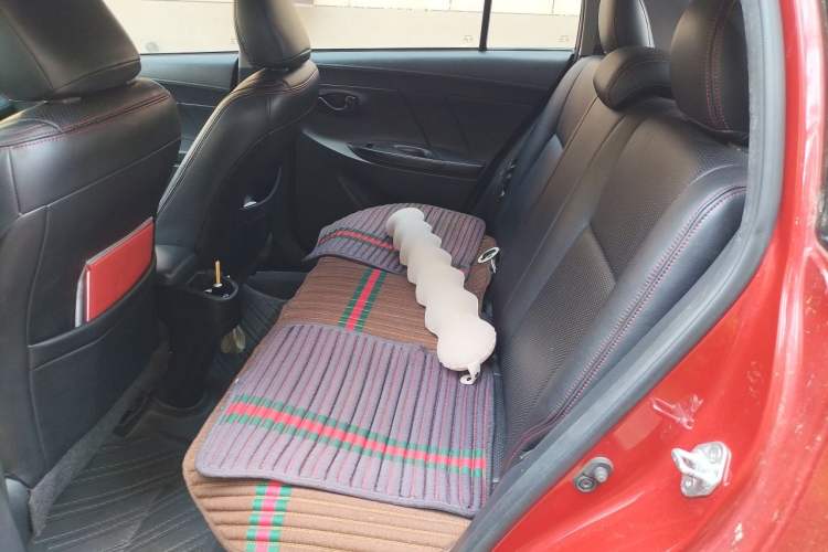 Used Toyota YARiS L Zhi Xuan 2019 1.5E CVT Dynamic Edition China VI compliant Left Rear Seat