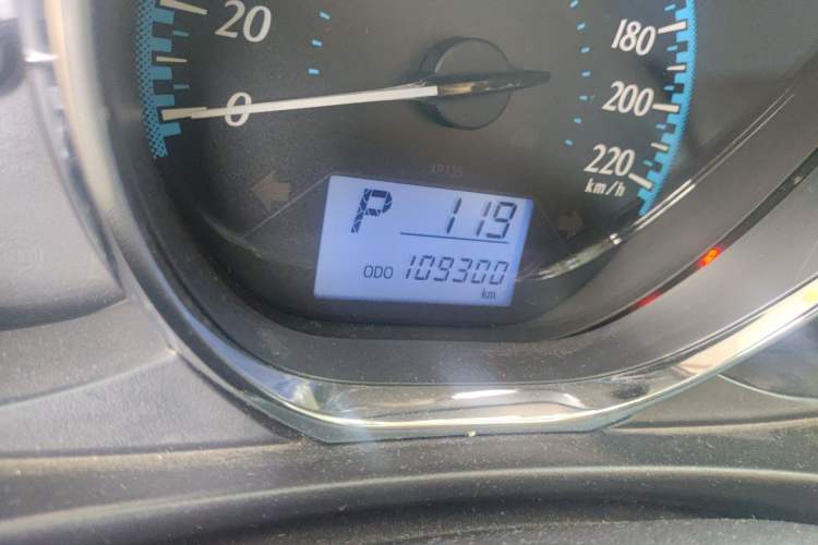 Used Toyota YARiS L Zhi Xuan 2019 1.5E CVT Dynamic Edition China VI compliant Odometer Close Up