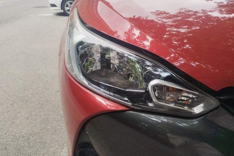 Used Toyota YARiS L Zhi Xuan 2019 1.5E CVT Enhanced Version China VI Standard Right Front Headlight