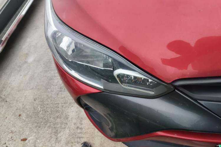 Used Toyota YARiS L Zhi Xuan 2019 1.5E CVT Dynamic Edition China VI compliant Right Front Headlight