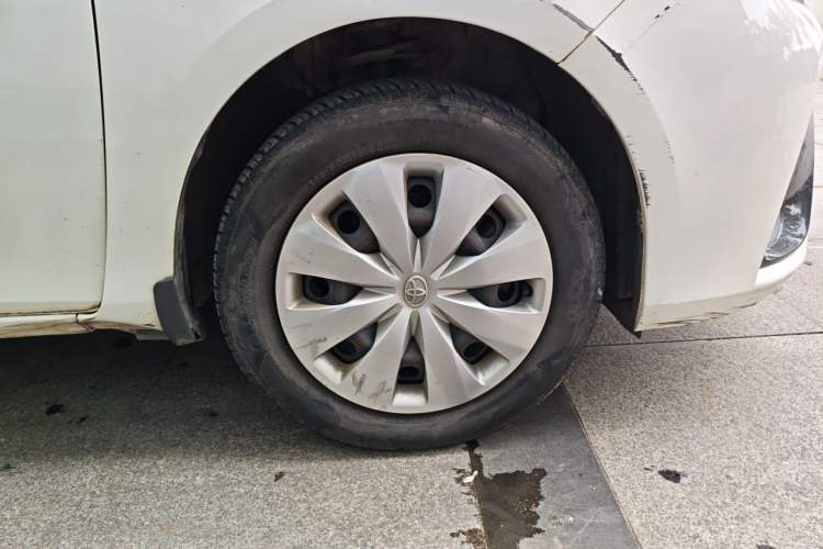 Used Toyota YARiS L Zhi Xuan 2019 1.5E CVT Dynamic Edition China VI compliant Right Front Wheel Hub