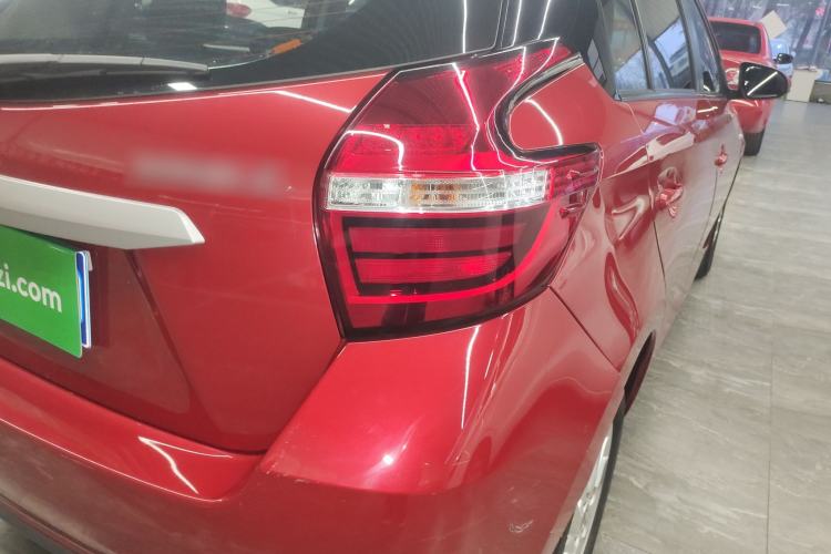 Used Toyota YARiS L Zhi Xuan 2019 1.5E CVT Dynamic Edition China VI compliant Right Rear Taillight