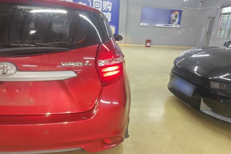 Used Toyota YARiS L Zhi Xuan 2019 1.5E CVT Dynamic Edition China VI compliant Right Rear Taillight