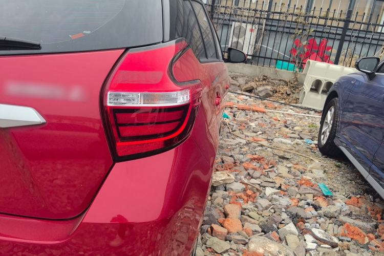 Used Toyota YARiS L Zhi Xuan 2019 1.5E CVT Dynamic Edition China VI compliant Right Rear Taillight