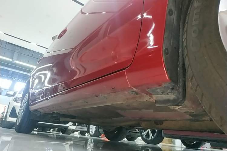 Used Toyota YARiS L Zhi Xuan 2019 1.5E CVT Dynamic Edition China VI compliant Right Side Sill