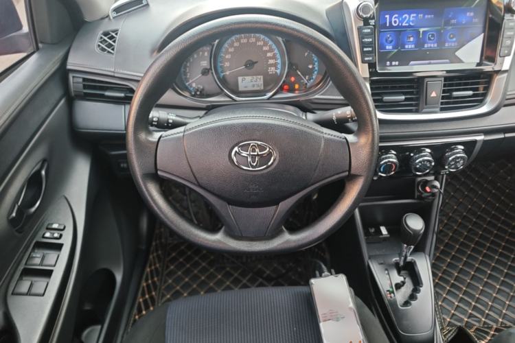 Used Toyota YARiS L Zhi Xuan 2019 1.5E CVT Dynamic Edition China VI compliant Steering Wheel