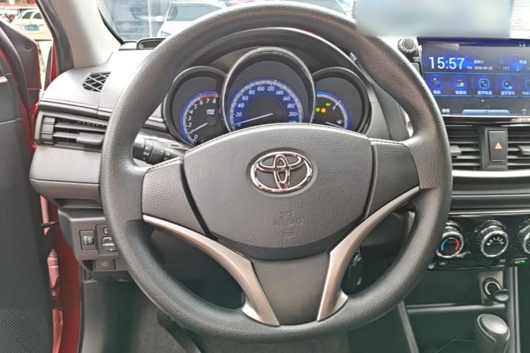 Used Toyota YARiS L Zhi Xuan 2019 1.5G CVT Xuan Dong Sunroof Version China VI Standard Steering Wheel