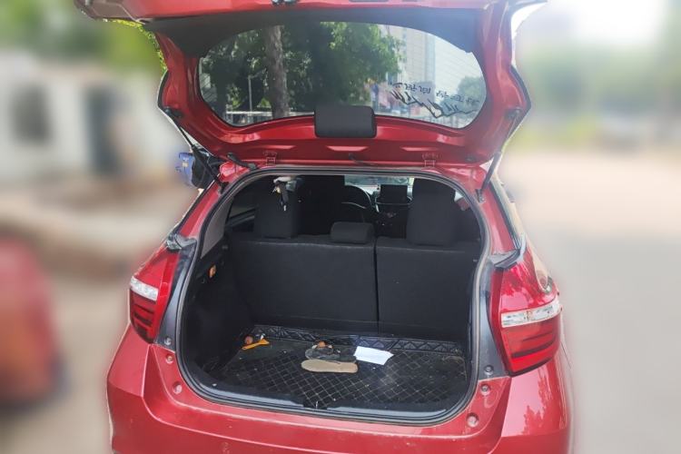 Used Toyota YARiS L Zhi Xuan 2019 1.5E CVT Dynamic Edition China VI compliant Trunk