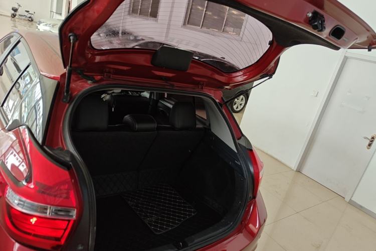 Used Toyota YARiS L Zhi Xuan 2019 1.5E CVT Dynamic Edition China VI compliant Trunk