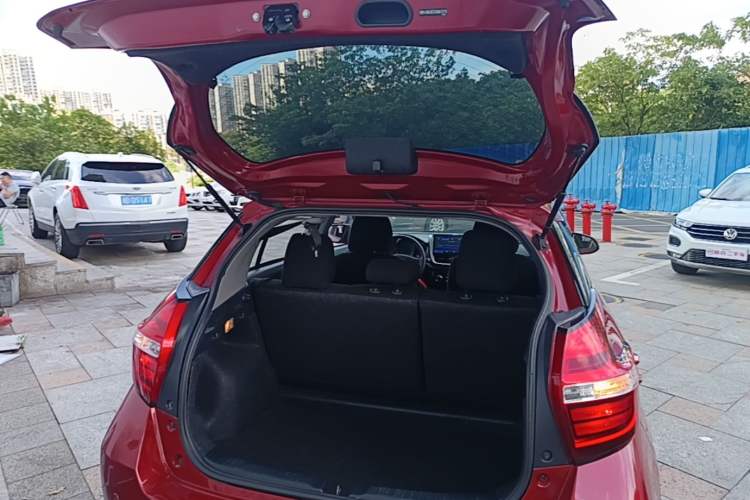 Used Toyota YARiS L Zhi Xuan 2019 1.5E CVT Dynamic Edition China VI compliant Trunk