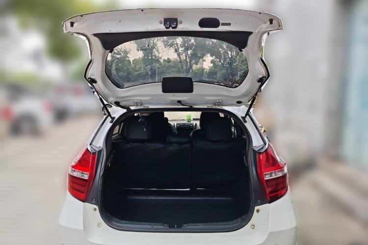 Used Toyota YARiS L Zhi Xuan 2019 1.5E CVT Dynamic Edition China VI compliant Trunk