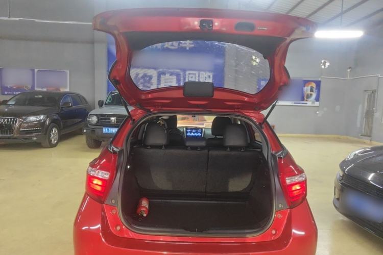 Used Toyota YARiS L Zhi Xuan 2019 1.5E CVT Dynamic Edition China VI compliant Trunk