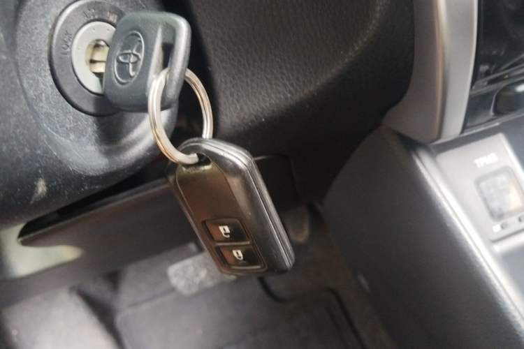 Used Toyota YARiS L Zhi Xuan 2019 1.5E CVT Enhanced Version China VI Standard Vehicle Key