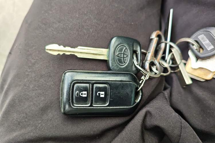 Used Toyota YARiS L Zhi Xuan 2019 1.5E CVT Dynamic Edition China VI compliant Vehicle Key