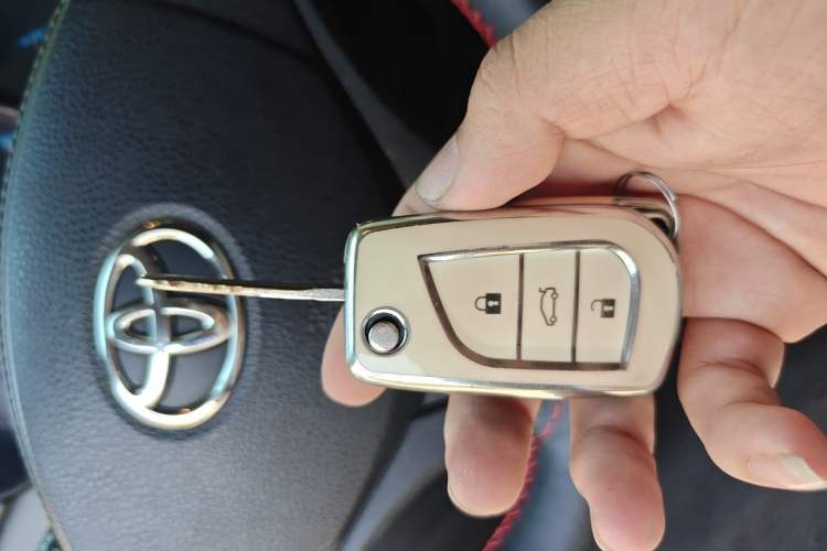 Used Toyota YARiS L Zhi Xuan 2019 1.5E CVT Dynamic Edition China VI compliant Vehicle Key