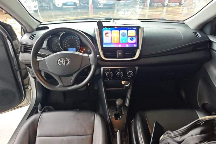 Used Toyota YARiS L Zhi Xuan 2019 1.5E CVT Dynamic Edition China VI compliant Center Console