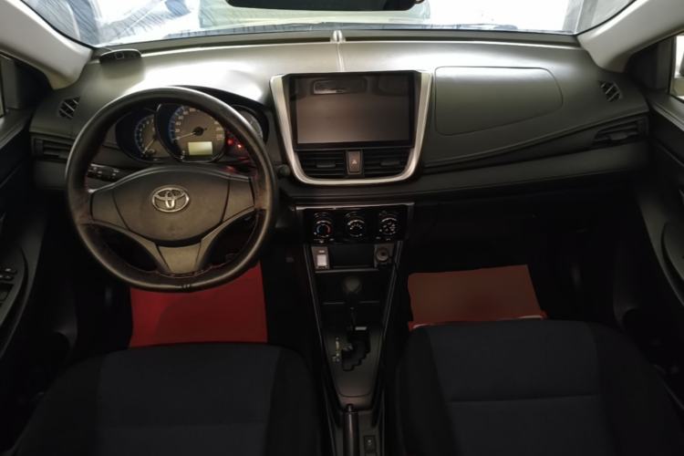 Used Toyota YARiS L Zhi Xuan 2019 1.5E CVT Dynamic Edition China VI compliant Center Console