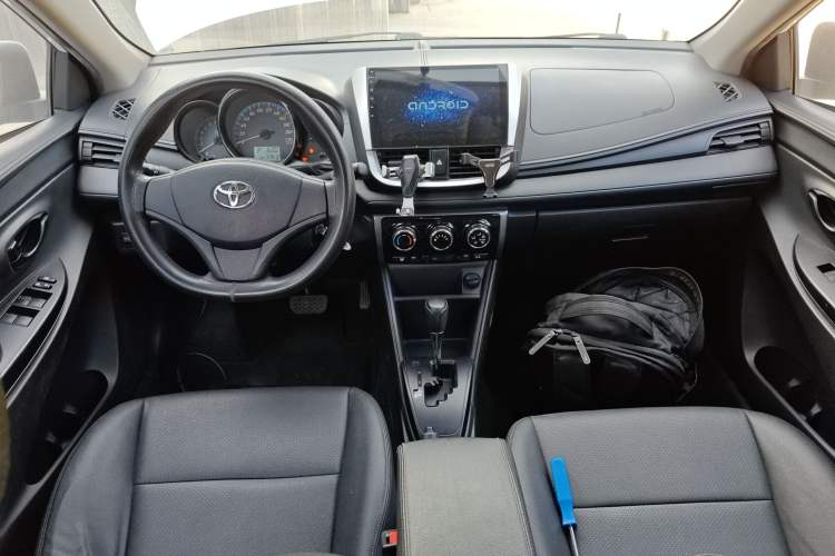 Used Toyota YARiS L Zhi Xuan 2019 1.5E CVT Dynamic Edition China VI compliant Center Console