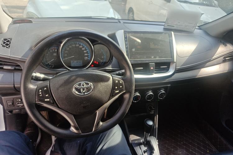 Used Toyota YARiS L Zhi Xuan 2019 1.5E CVT Dynamic Edition China VI compliant Center Console