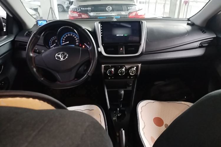 Used Toyota YARiS L Zhi Xuan 2019 1.5E CVT Dynamic Edition China VI compliant Center Console