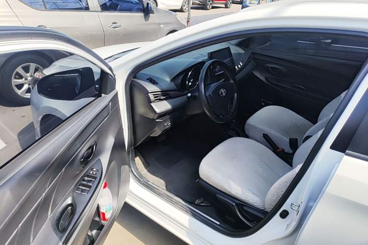 Used Toyota YARiS L Zhi Xuan 2019 1.5E CVT Dynamic Edition China VI compliant Driver Seat