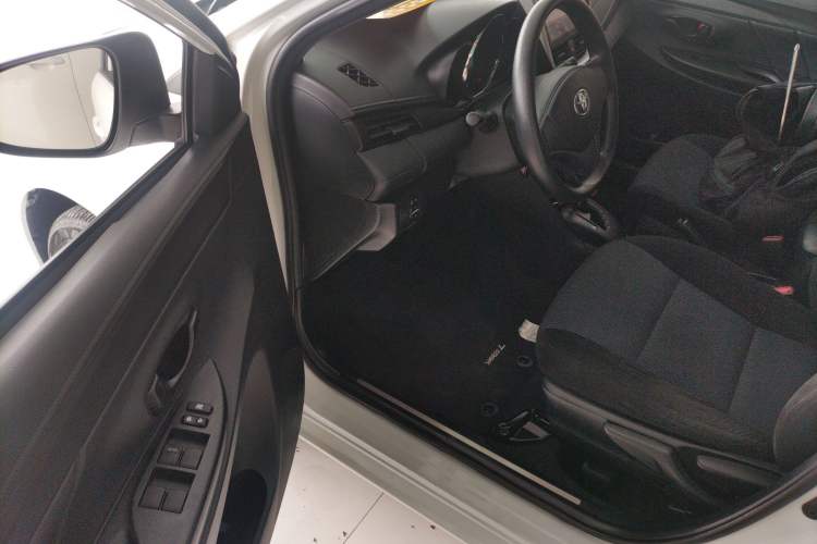 Used Toyota YARiS L Zhi Xuan 2019 1.5E CVT Dynamic Edition China VI compliant Driver Seat