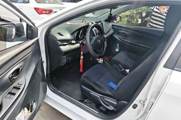 Used Toyota YARiS L Zhi Xuan 2019 1.5E CVT Dynamic Edition China VI compliant Driver Seat