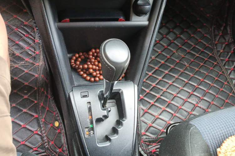 Used Toyota YARiS L Zhi Xuan 2019 1.5E CVT Dynamic Edition China VI compliant Gear Lever
