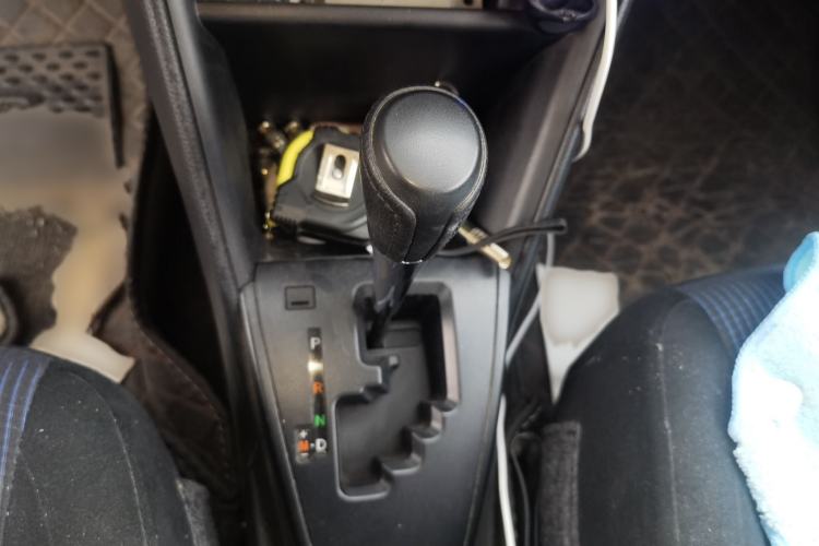 Used Toyota YARiS L Zhi Xuan 2019 1.5E CVT Dynamic Edition China VI compliant Gear Lever