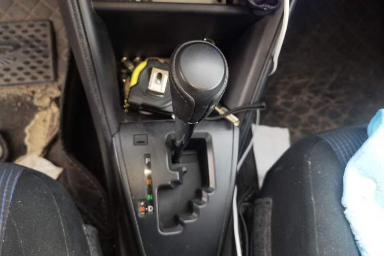 Used Toyota YARiS L Zhi Xuan 2019 1.5E CVT Dynamic Edition China VI compliant Gear Lever