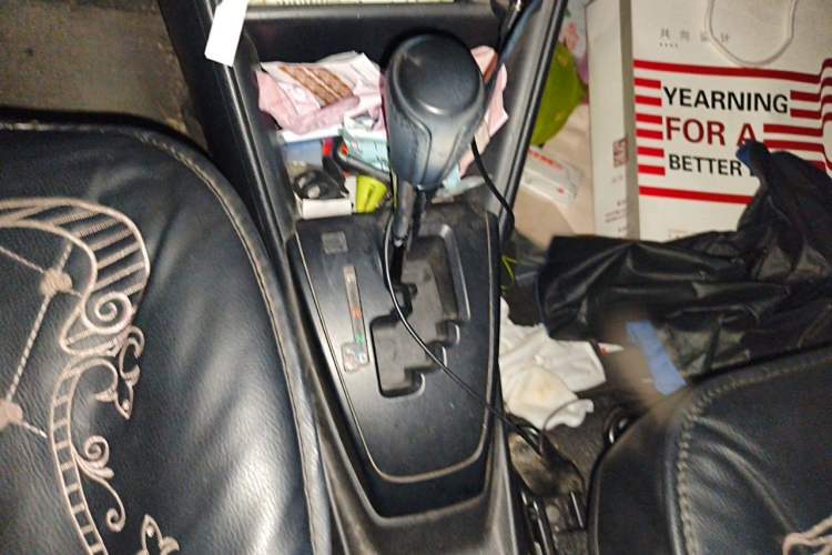 Used Toyota YARiS L Zhi Xuan 2019 1.5E CVT Dynamic Edition China VI compliant Gear Lever